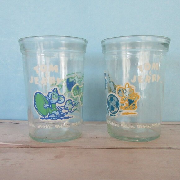 Vintage 1991 Welch's Tom and Jerry jelly glasses -6 ounce - football and soccer - Picture 2 of 10